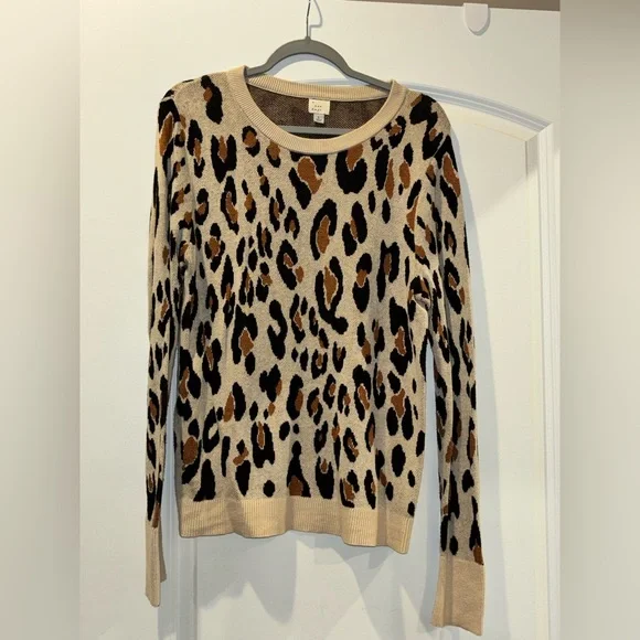 A New Day Leopard Print Sweater - Picture 1 of 3